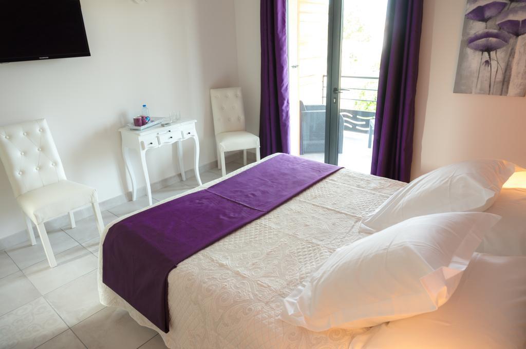 Le Clos De L'Olivade Saint-Just  Bilik gambar